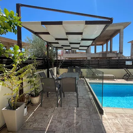 Flory Villa